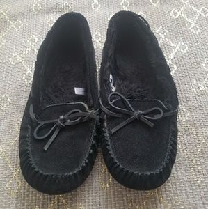 Black moccasins